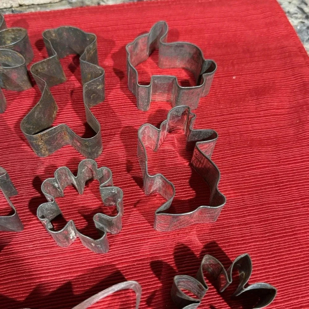 Antique Tin Old Metal Cookie Cutter Lot of 12 Folk Art‎ Kitchen Baking Holiday